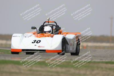 media/Oct-25-2025-CalClub SCCA (Sat) [[34c778dfbe]]/Group 6/Qualifying/